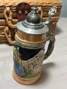 Hand-painted German Corzelius Stein
